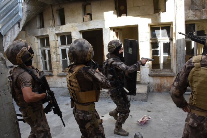 Gaziantep'te uyuşturucu operasyonunda 19 şüpheli gözaltına alındı