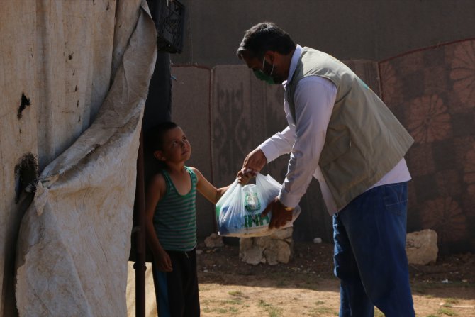 İHH'dan Suriye'deki 1712 aileye hijyen malzemesi yardımı yapıldı