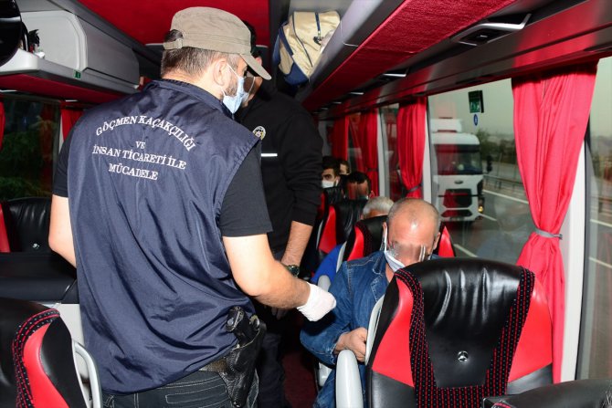 Kocaeli'de 4 sığınmacı drone destekli operasyonla yakalandı