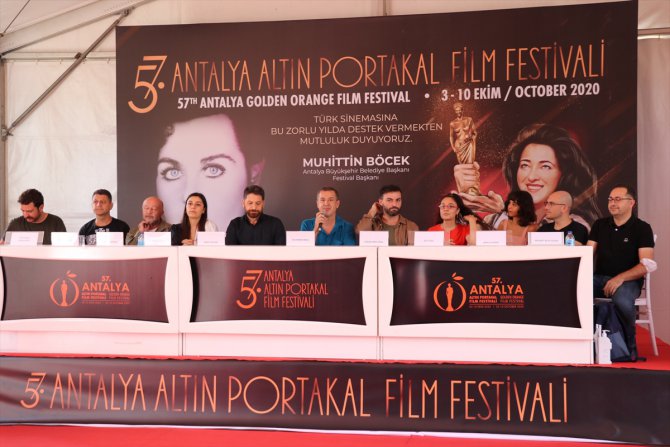 57. Antalya Altın Portakal Film Festivali'nde "Çatlak" filminin söyleşisi yapıldı
