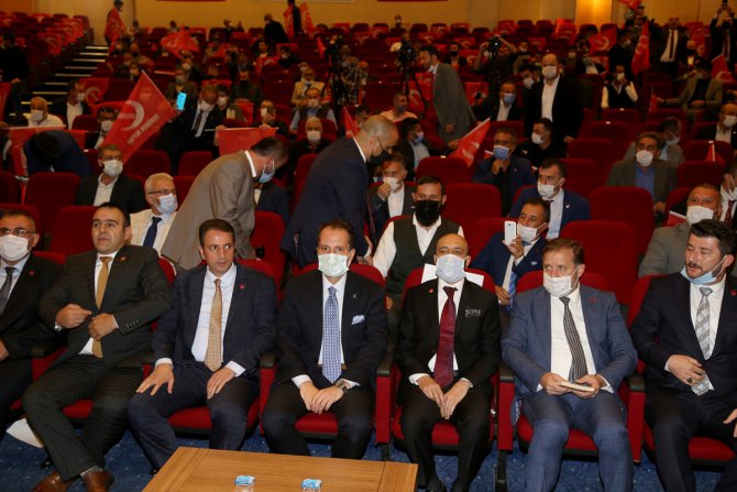 Yeniden Refah Partisi Genel Başkanı Fatih Erbakan, Erzurum'da konuştu: