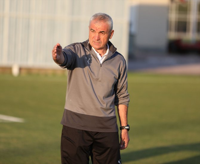 Sivasspor'da Kayserispor maçı hazırlıkları sürüyor