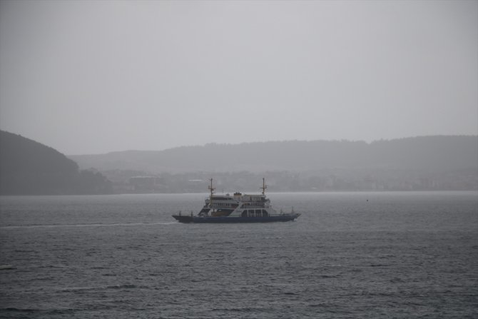 Çanakkale Boğazı transit gemi geçişlerine açıldı