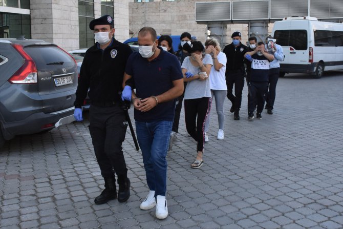 GÜNCELLEME - Samsun'da 20 bin sentetik hapla yakalanan 5 şüpheliden 4'ü tutuklandı