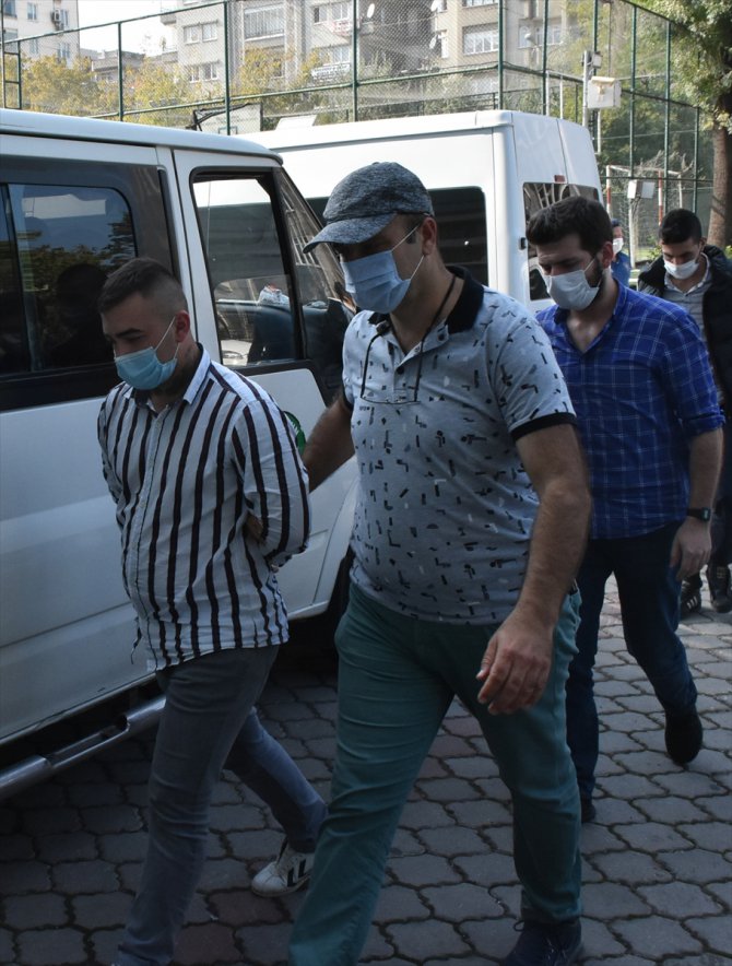 Samsun'da bir kişinin silahla yaralandığı kavgayla ilgili 8 şüpheli adliyede