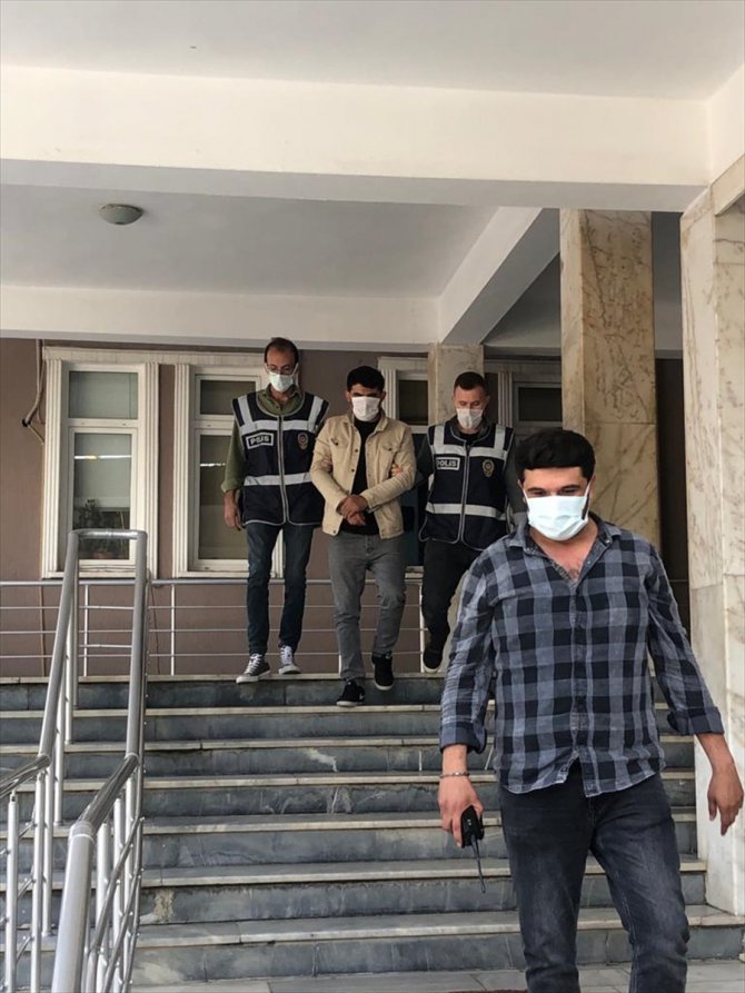 Altın almak için Adana'dan Manisa'ya gelen kişiyi dolandırılmaktan polis kurtardı