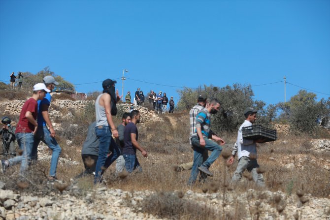 İsrail güçleri Batı Şeria'da Filistinli 3 çiftçiyi yaraladı