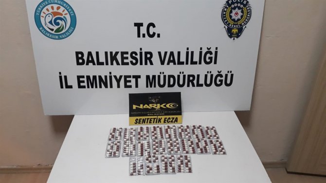 Balıkesir'de uyuşturucu operasyonlarında 2 zanlı tutuklandı