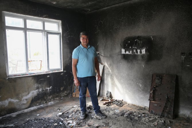 Yangın çıkan evinin bir odasını dava süreci nedeniyle 8 yıldır muhafaza ediyor