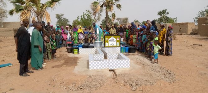 Elazığlı şehitler adına Mali'de su kuyusu açıldı