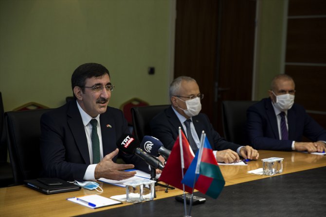 AK Parti'li Yılmaz, Yeni Azerbaycan Partisi heyetini kabulünde konuştu: