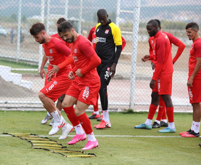 Demir Grup Sivasspor'da, Villarreal maçı hazırlıkları