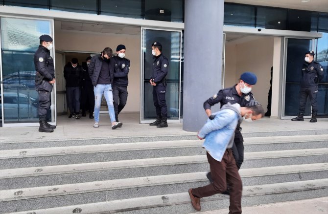 Bursa'daki uyuşturucu operasyonunda 10 kişi tutuklandı