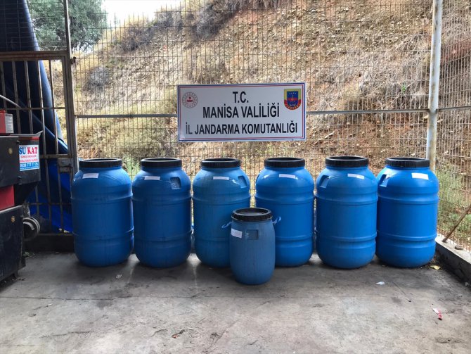 Manisa'da yaklaşık 20 ton kaçak şarap ele geçirildi