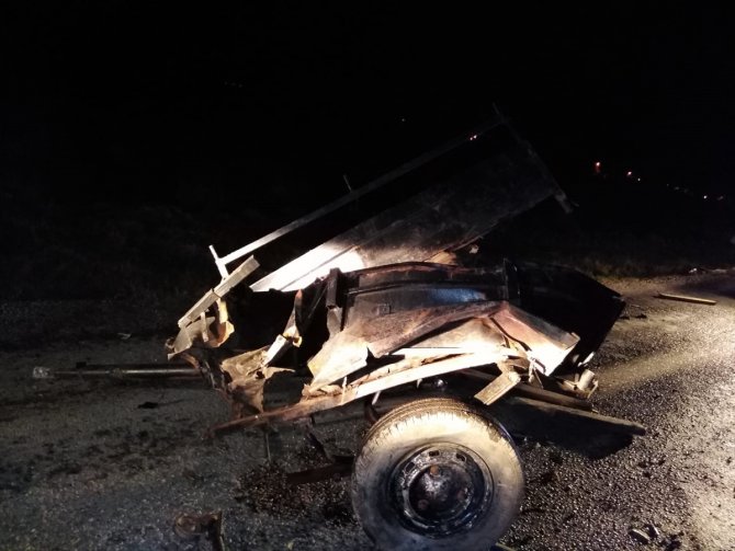 Balıkesir'de traktörle otomobil çarpıştı: 1 ölü