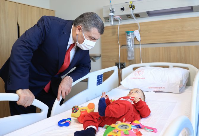 Sağlık Bakanı Fahrettin Koca, Bursa Şehir Hastanesi'ni ziyaret etti