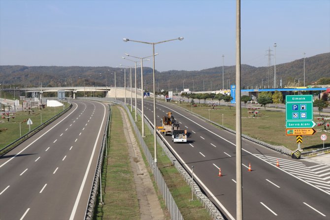 Anadolu Otoyolu Bolu Dağı Tüneli yol çalışması nedeniyle ulaşıma kapandı
