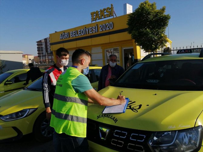 Ağrı'da Kovid-19 karantinasını ihlal eden 4 kişiye para cezası