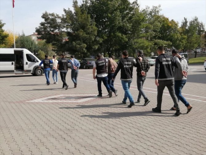 Aksaray'da 106 kilo eroinin ele geçirildiği operasyona 5 tutuklama
