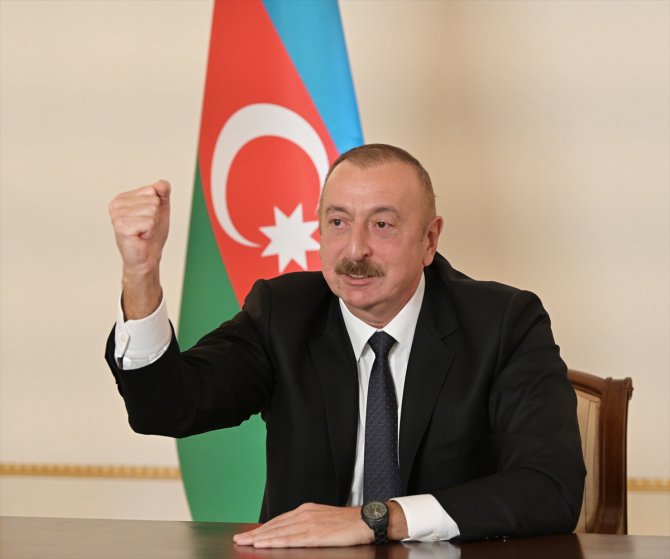 Azerbaycan Cumhurbaşkanı Aliyev: "Dışarıdan bir saldırı gerçekleşirse o zaman Türk F-16'ları görecekler"