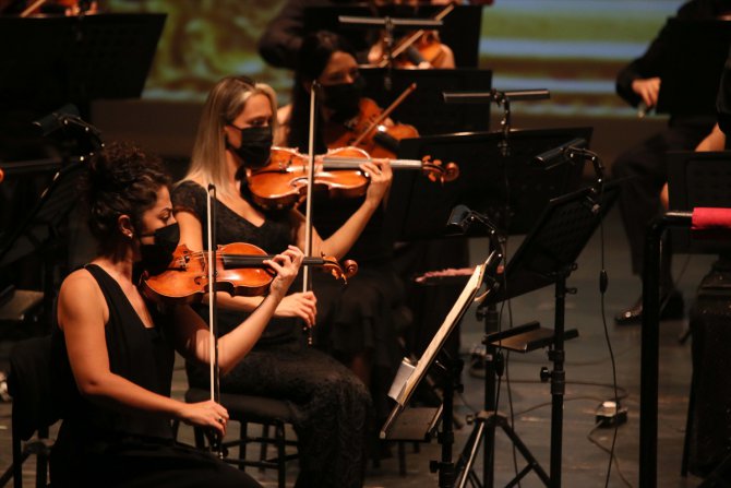 Samsun Devlet Opera ve Balesi "Hüzünlü Bir Sonbahar Akşamı" konseri verdi