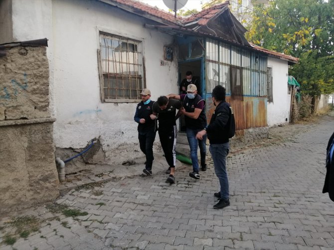 Yozgat'ta DEAŞ operasyonunda 4 zanlı yakalandı