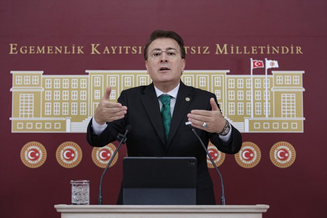 AK Parti'li Aydemir: "Kılıçdaroğlu, şehitler gününde HDP'yi ziyaret edecek"