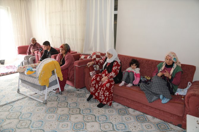 Depremin acısını yaşayan Vanlılar evlerini afetzedelere açtı