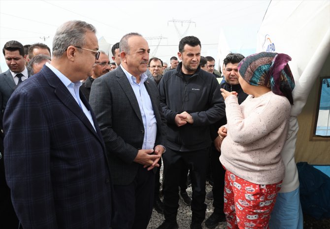Dışişleri Bakanı Çavuşoğlu, Diyarbakır'daki çadır kent ziyaretinin ardından konuştu: