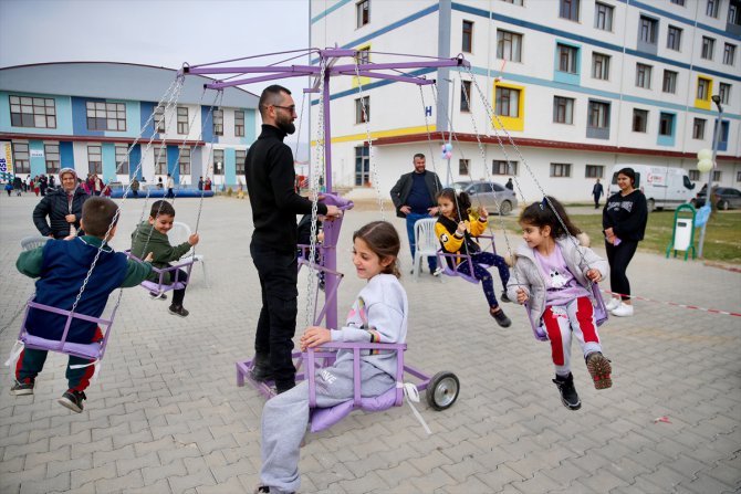 Eskişehir'de yurtta aileleriyle misafir edilen çocuklar etkinliklerde eğlendi