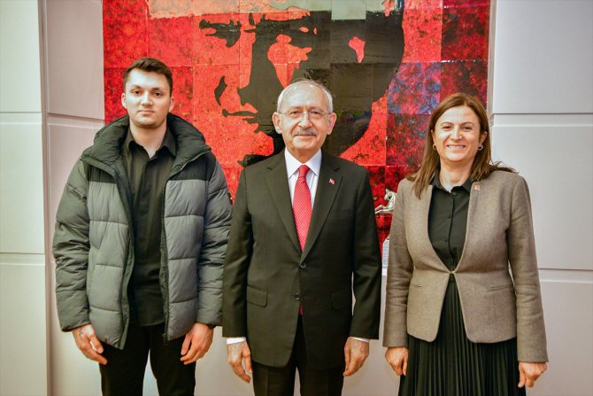 Tahir Elçi İnsan Hakları Vakfı Yönetim Kurulu Başkanı Türkan Elçi, CHP'ye katıldı