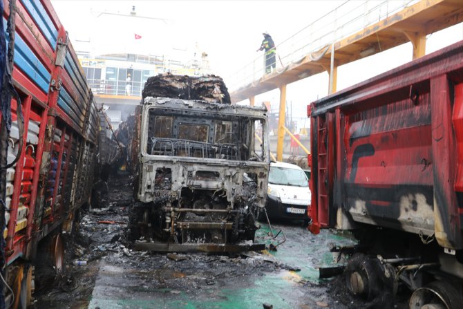 Tekirdağ açıklarında arabalı feribottaki araçlarda çıkan yangın kontrol altına alındı