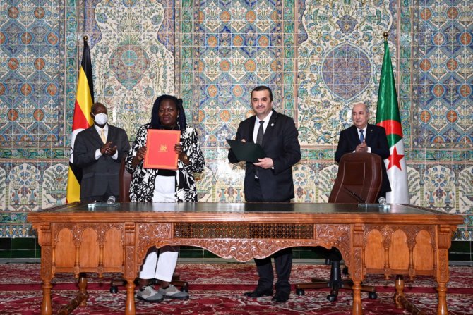 Cezayir ile Uganda arasında 2 anlaşma ile 5 mutabakat zaptı imzalandı