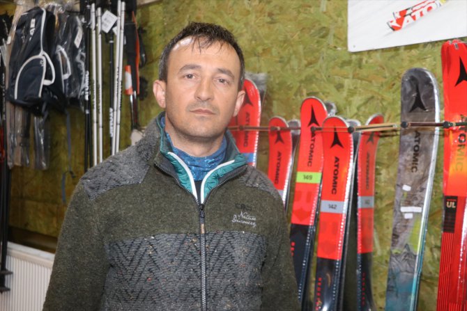 Ömrünü dağlara adayan dağcı Mustafa Tekin son nefesini de dağda verdi