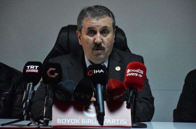 BBP Genel Başkanı Destici, Gaziantep'te İl Başkanlığı ziyaretinde konuştu: