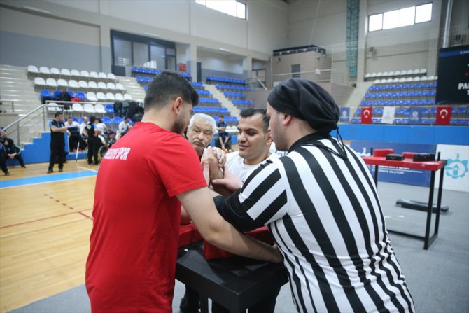 Para Bilek Güreşi Türkiye Şampiyonası Kocaeli'de yapıldı