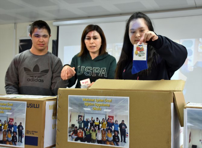 Down sendromlu öğrencilerden depremzede akranlarına "özel" hediye