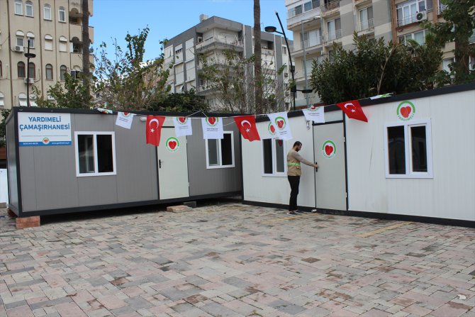 Hatay'da çadır kente kurulan çamaşırhane depremzedelere hizmet veriyor