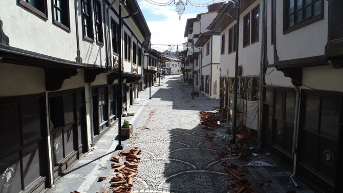 Birçok filmin çekildiği Yeşilyurt'ta 90 konak depremlerde hasar gördü