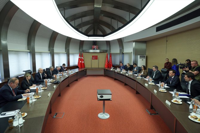CHP Genel Başkanı Kılıçdaroğlu, Almanya SDP Eş Genel Başkanı Klingbeil ile görüştü