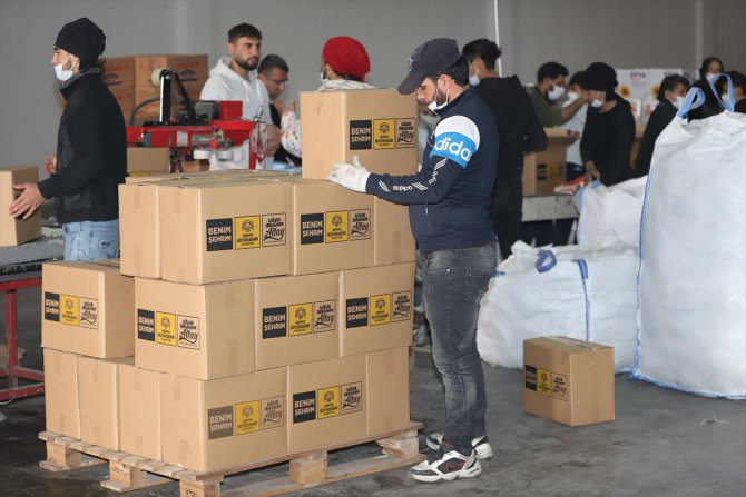 Konya'dan Hatay'daki depremzedelere 14 tırlık ramazan yardımı