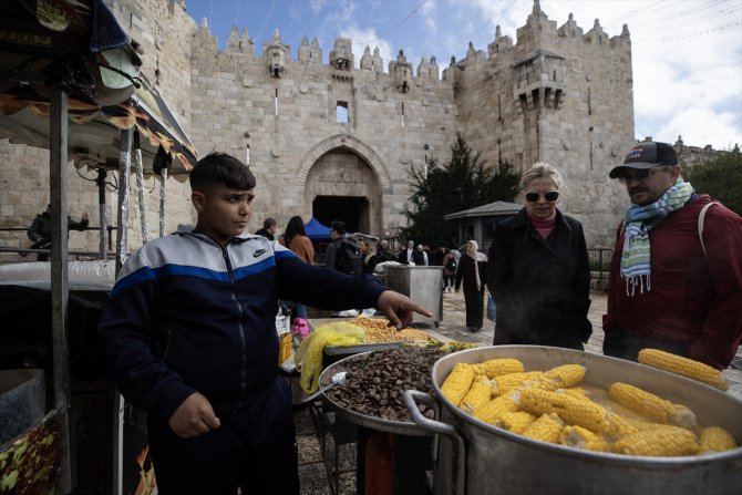 Ramazanın huzurlu geçmesini ümit eden Filistinliler, İsrail'in provokasyonlarından endişeli
