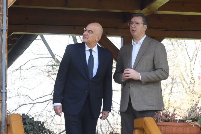 Yunanistan Dışişleri Bakanı Dendias, Sırbistan'ın tarihi dostu olduklarını söyledi