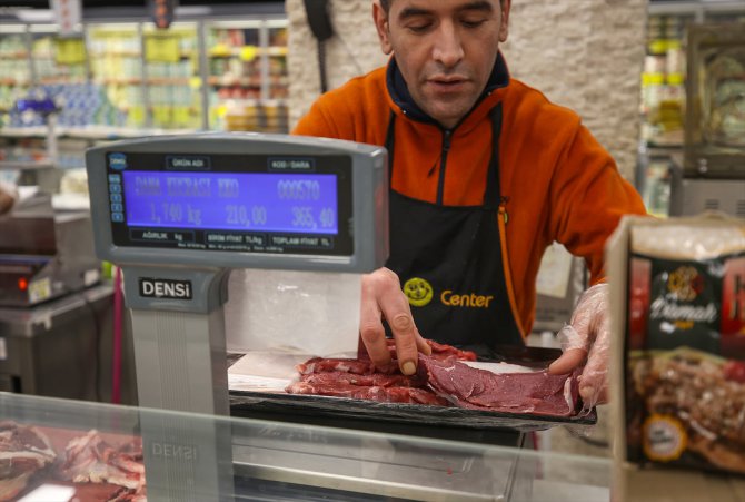 Fiyatları sabitlenen et ürünlerinin satışına başlandı