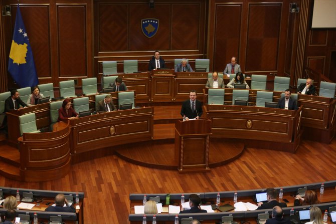Kosova-Sırbistan arasında varılan anlaşma, Kosova Meclisinde tartışıldı