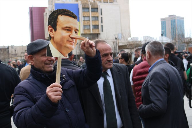 Kosova'da "Ohri anlaşması" karşıtı gösteri düzenlendi