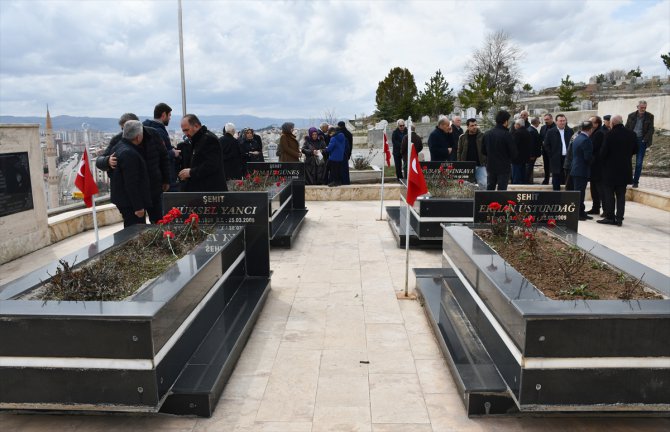 Muhsin Yazıcıoğlu ile aynı kazada ölen gazeteci İsmail Güneş ve beraberindekiler Sivas'ta anıldı