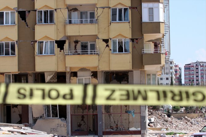 Kahramanmaraş'ta Ebrar Sitesi'nde yıkılan binaların enkazının kaldırılması tamamlandı