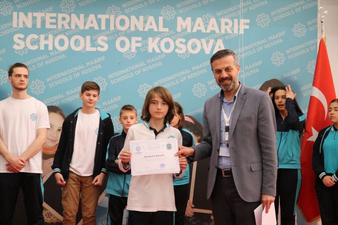 Kosova Uluslararası Maarif Okulları öğrencileri, uluslararası yarışmada madalya kazandı