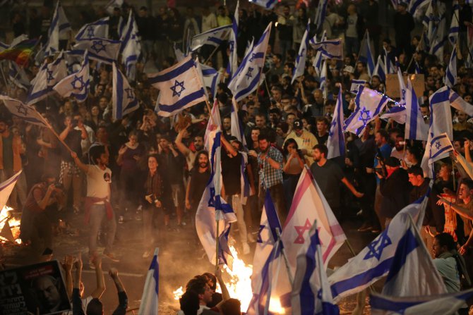 GÜNCELLEME - İsrail’deki “yargı reformu” krizi yüz binlerce İsrailliyi sokaklara döktü